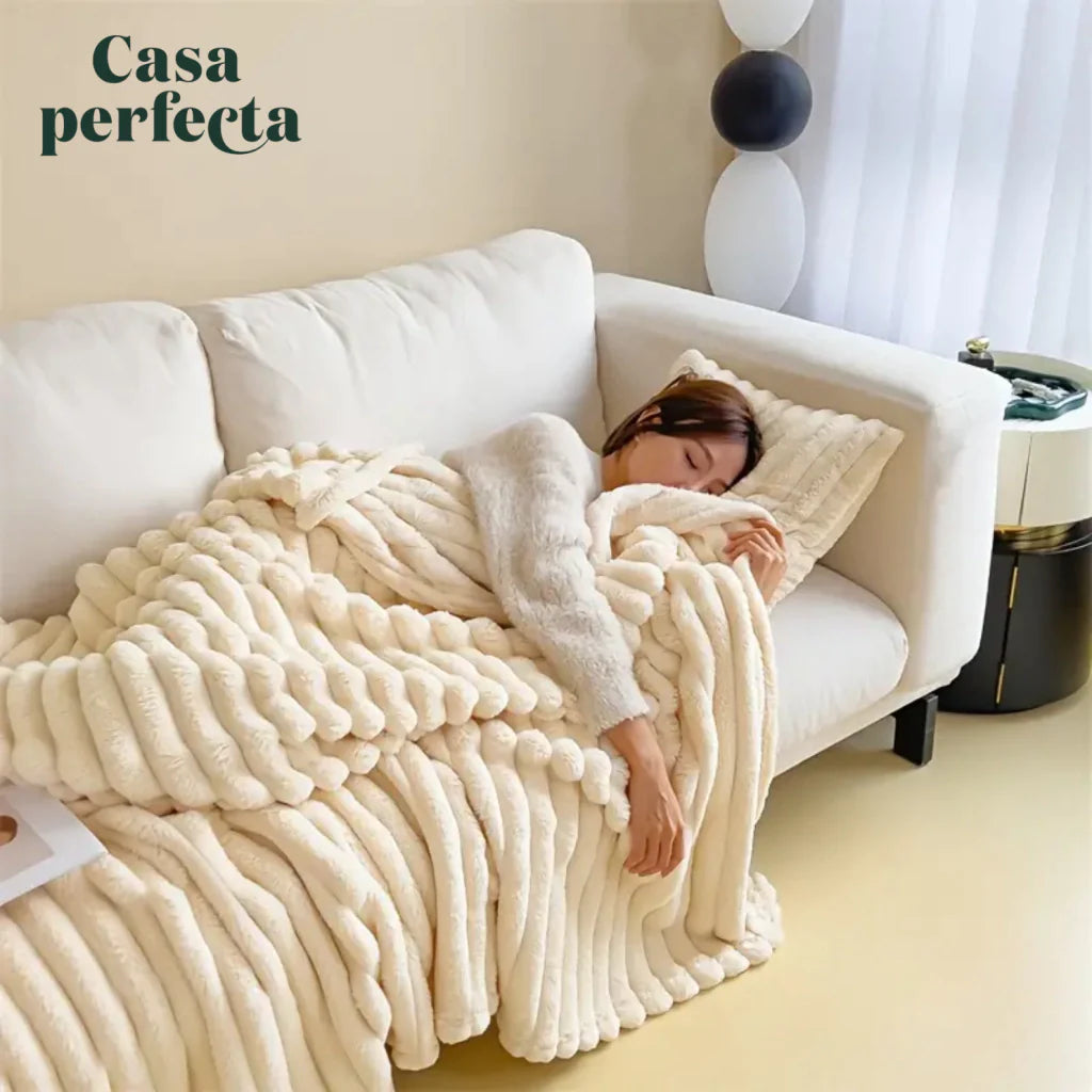 Cloud Design Classic Winter Blanket | Extra Soft